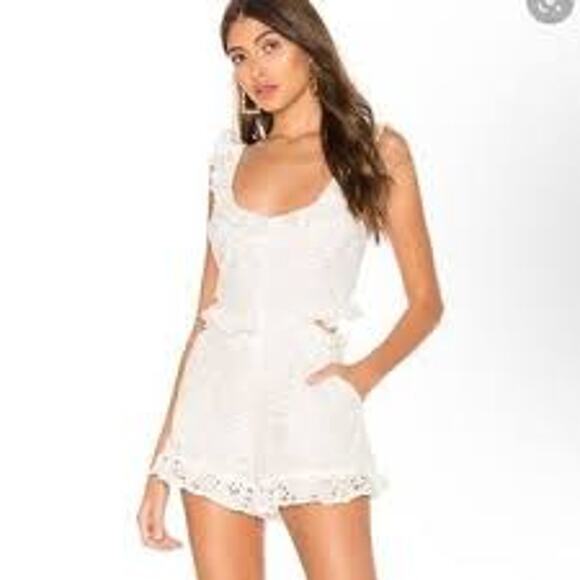 Revolve MAJORELLE Abigail Eyelet Romper in White Size Small S FEMININE SOFT GIRL - Picture 1 of 9